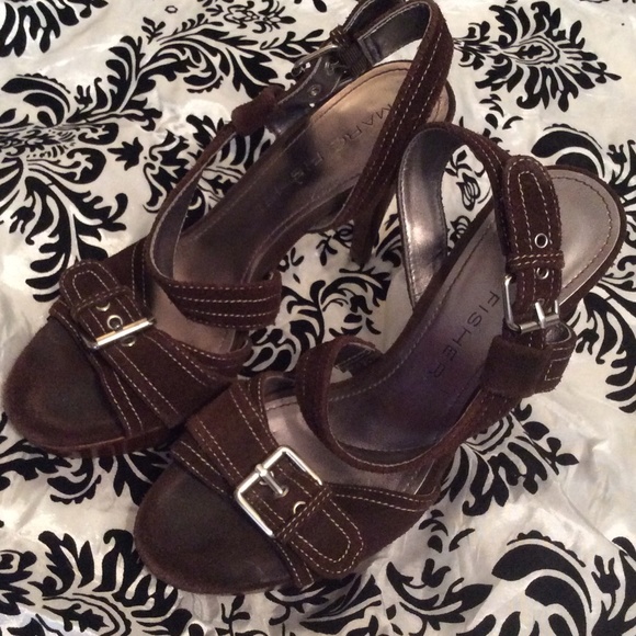 Heels - Picture 4 of 4